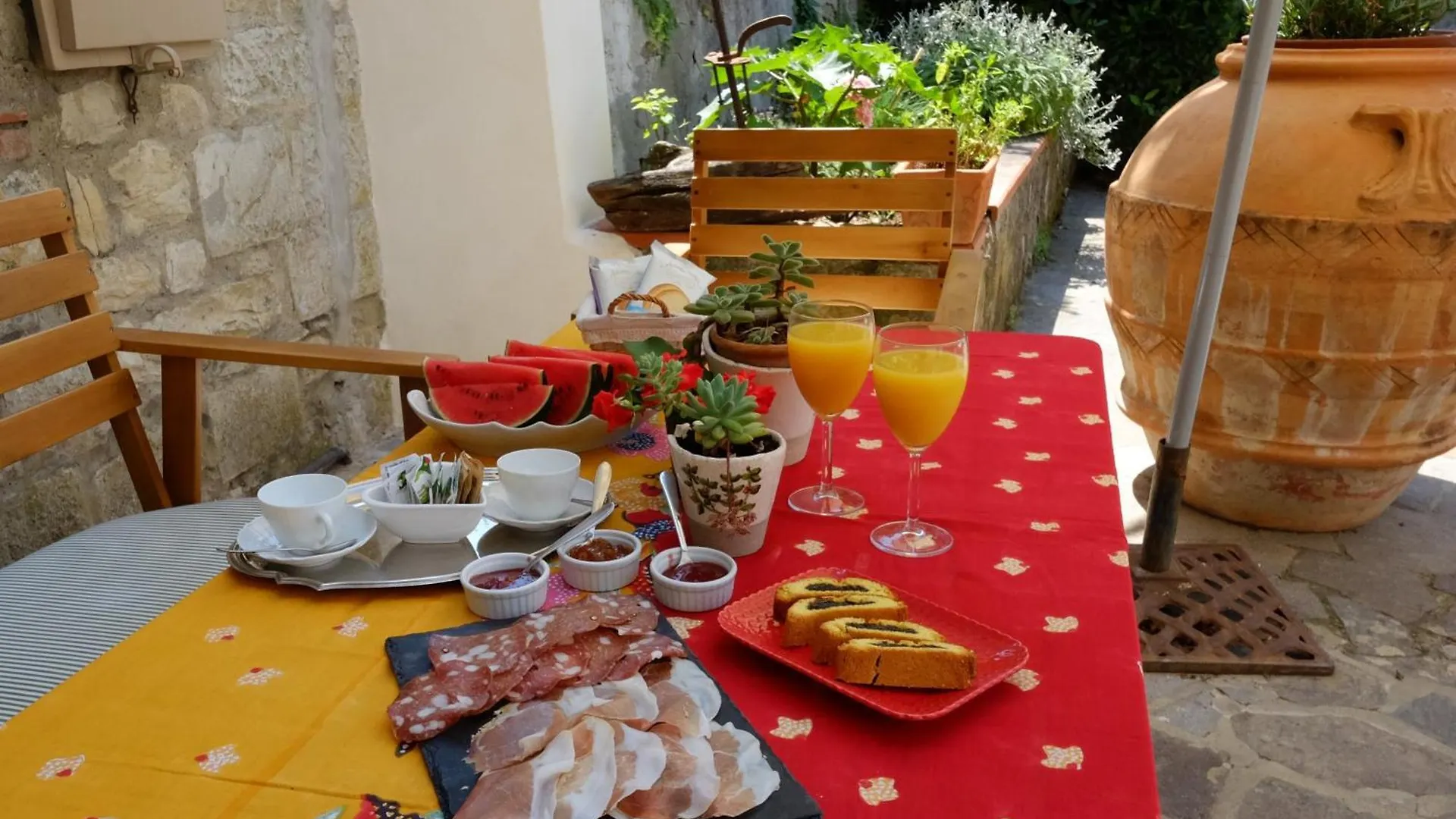 Agriturismo Il Ponticello Vaiano  Vaiano (Tuscany)